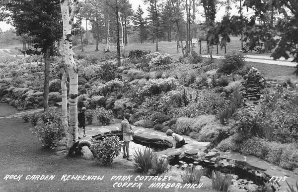 Keweenaw Park Cottages - Old Postcard